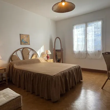 Mendiko-lorea