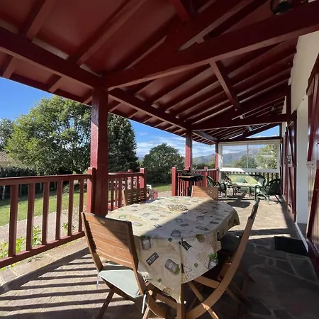 Mendiko-lorea Tatil Evi *